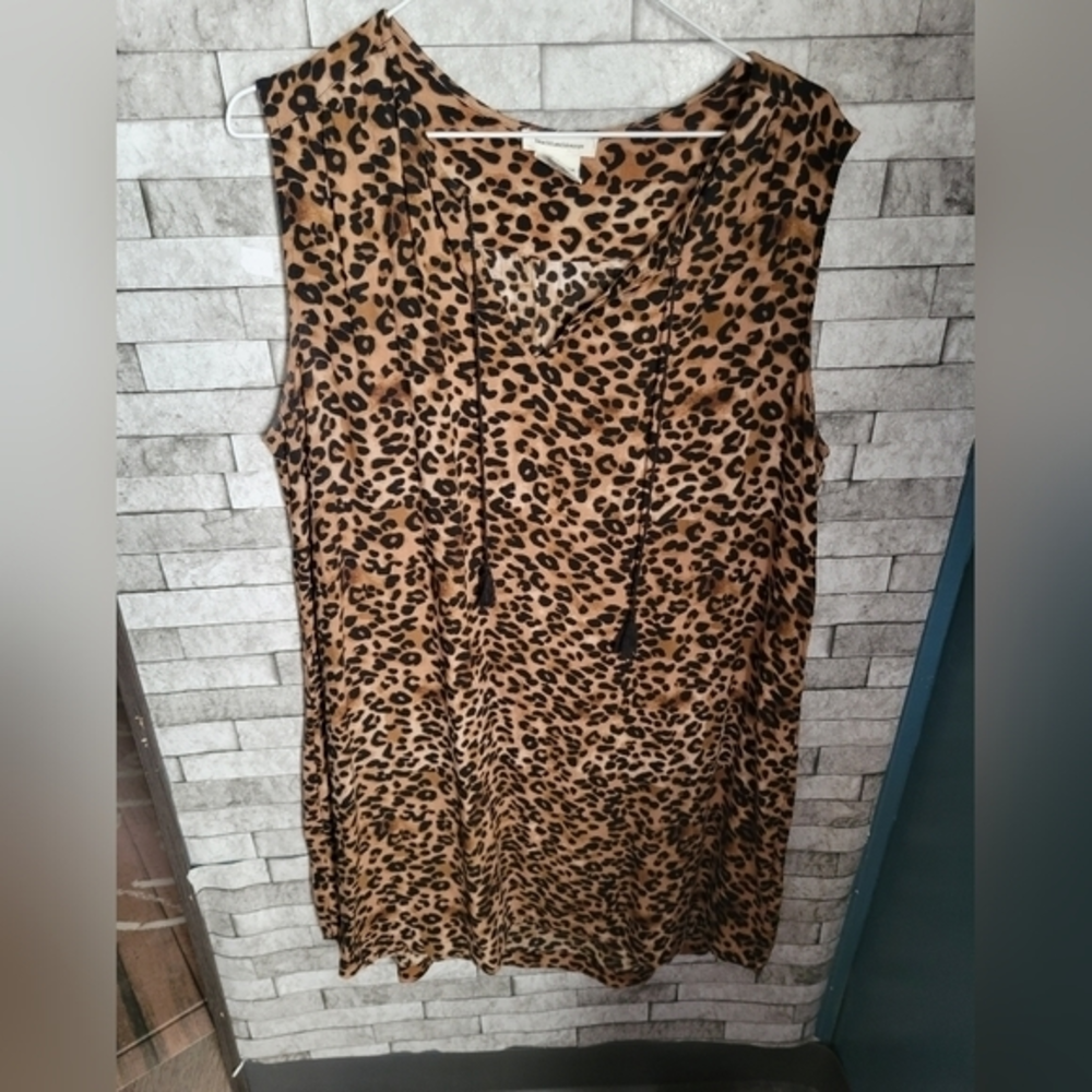 BeachLunchLounge Cheetah print swimsuit cover size XL